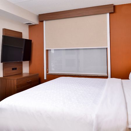 Holiday Inn Express & Suites Buffalo Downtown By Ihg Exterior photo
