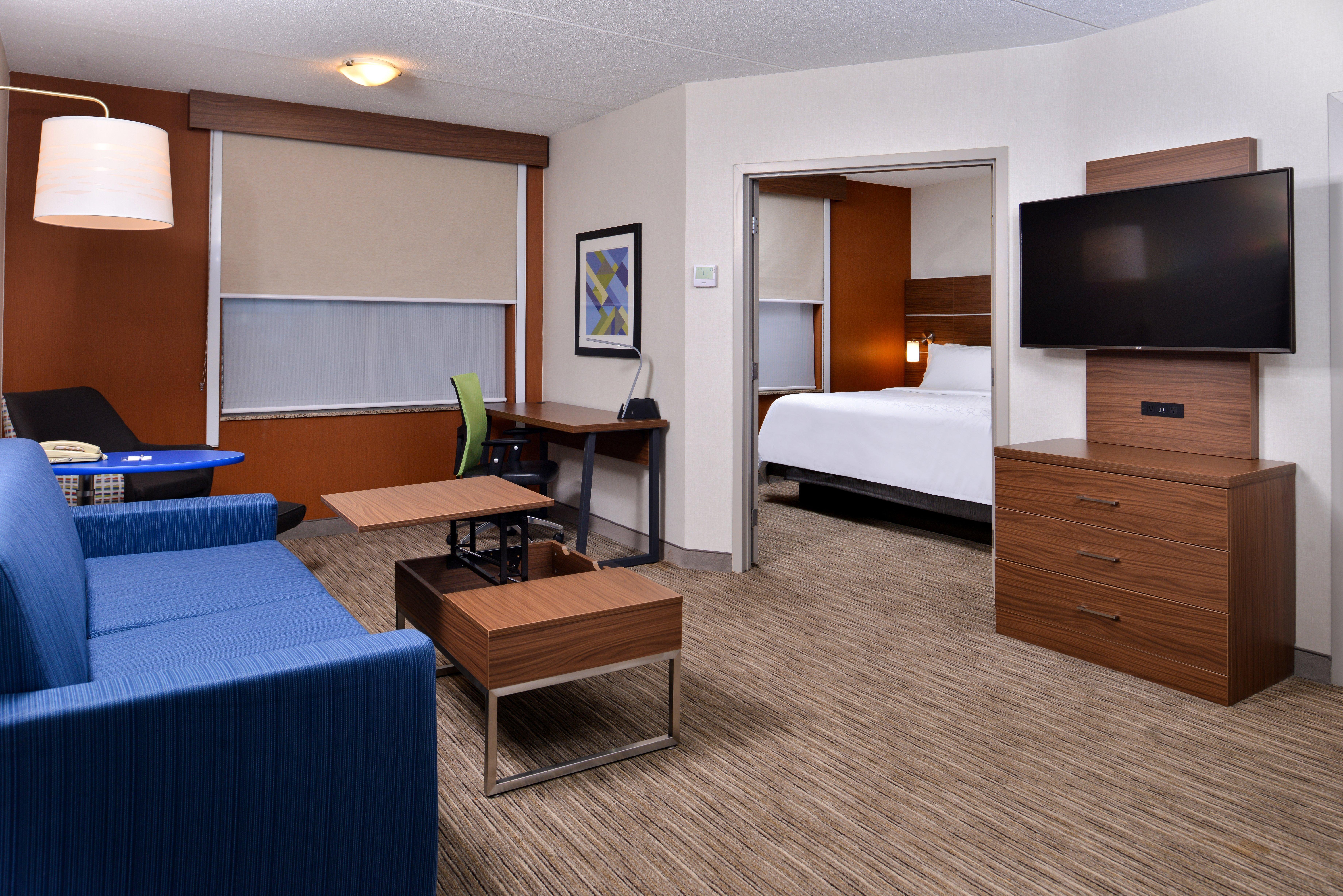 Holiday Inn Express & Suites Buffalo Downtown By Ihg Exterior photo