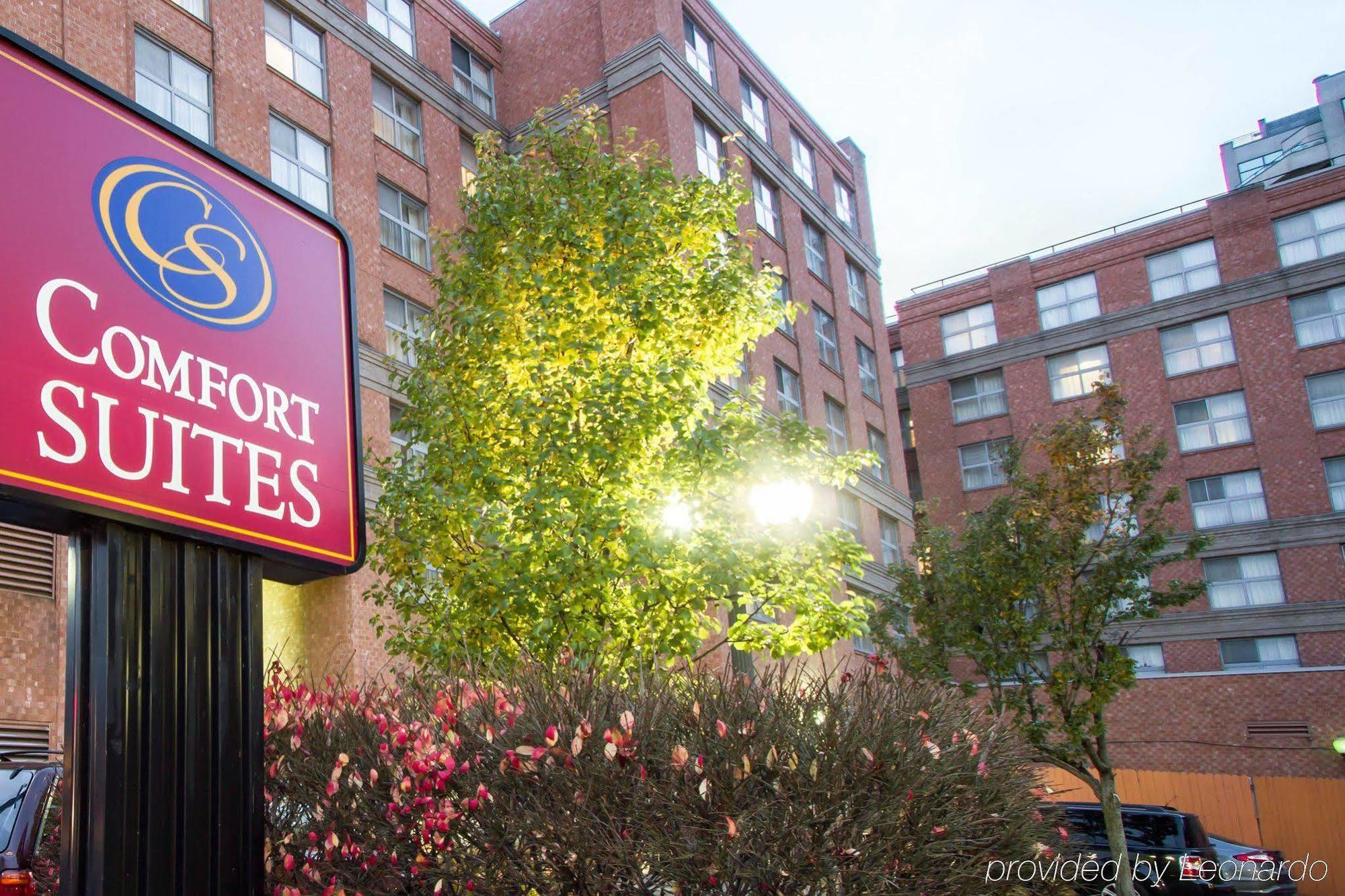 Holiday Inn Express & Suites Buffalo Downtown By Ihg Exterior photo