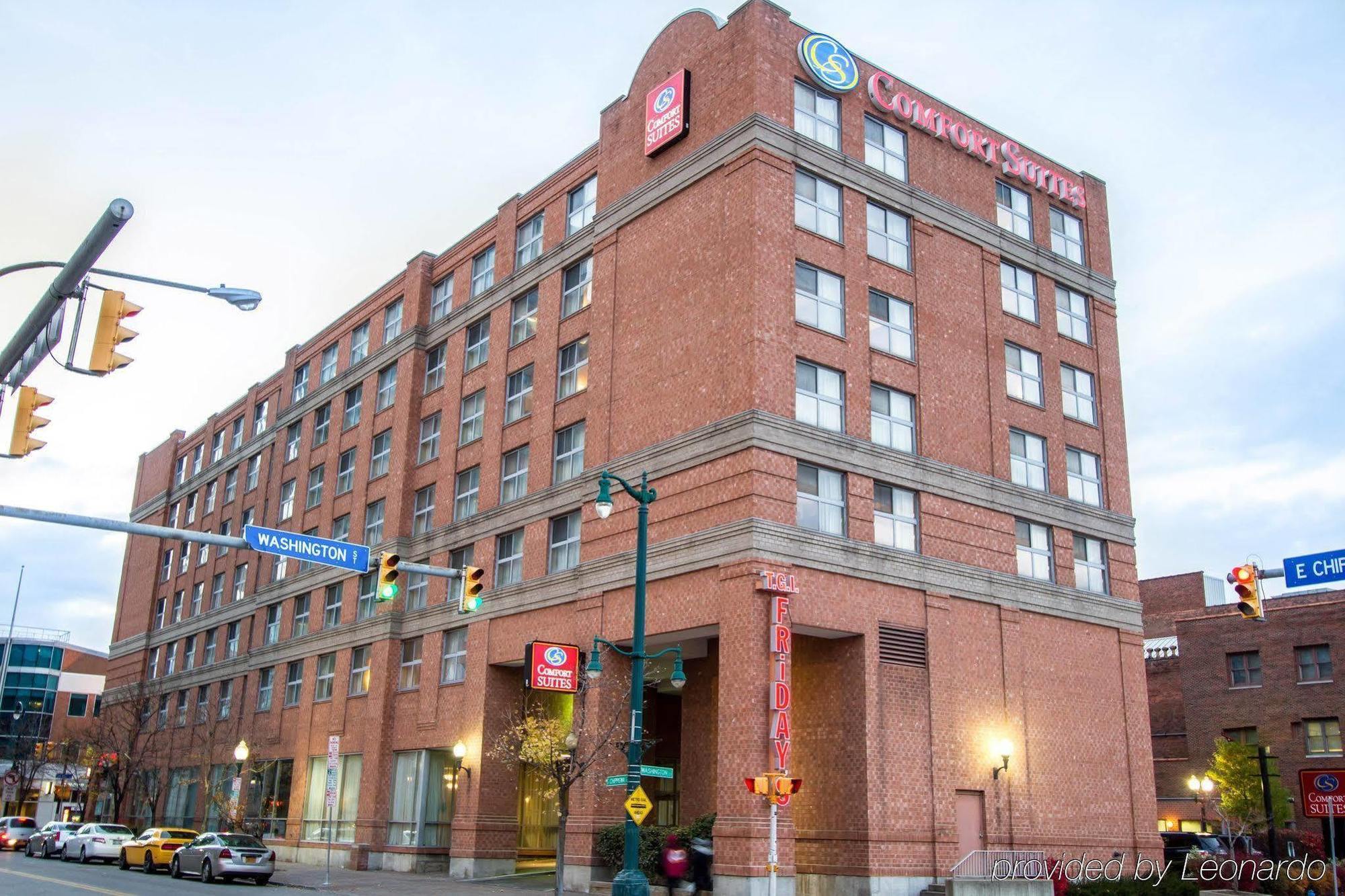 Holiday Inn Express & Suites Buffalo Downtown By Ihg Exterior photo